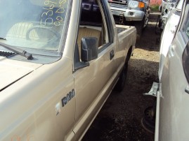 1990 DODGE D-50, 2.4L 5SPEED 2WD, COLOR GOLD, STK 153696